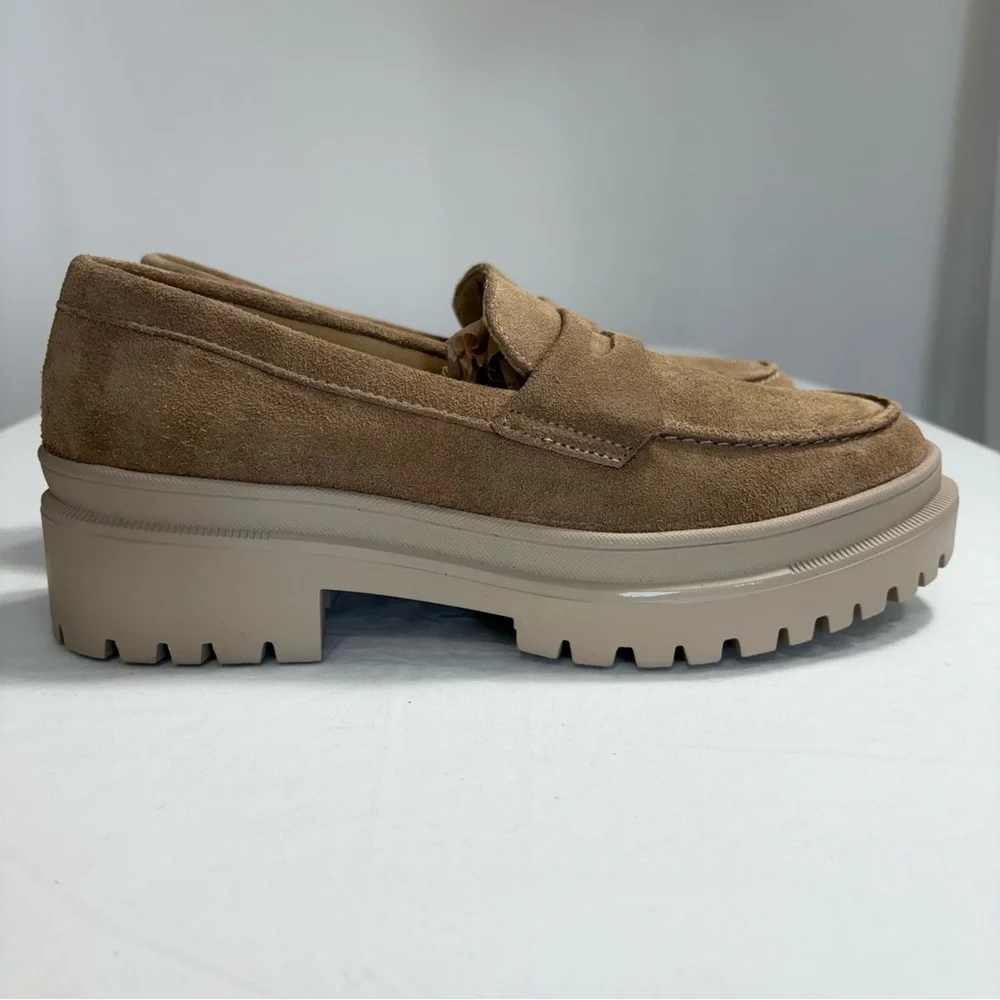 Portland Leather Goods Patina Women’s Lug Suede Leather Loafers Shoes Tan NWOT 9